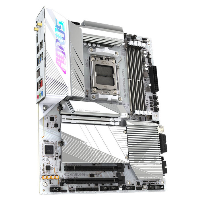 GIGABYTE X670E AORUS PRO X - Campus Informatique