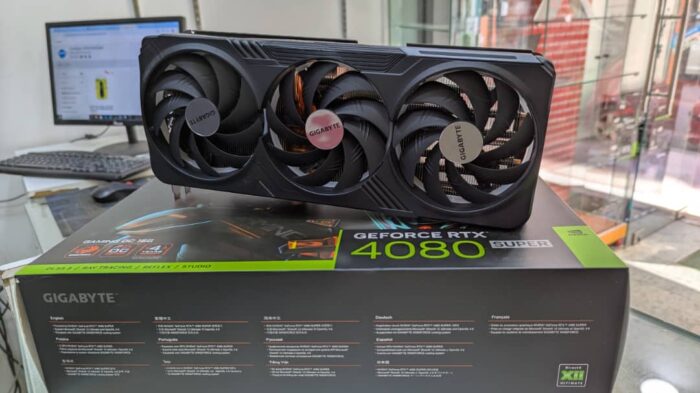 GIGABYTE RTX 4080 SUPER GAMING OC 16GO – Image 6